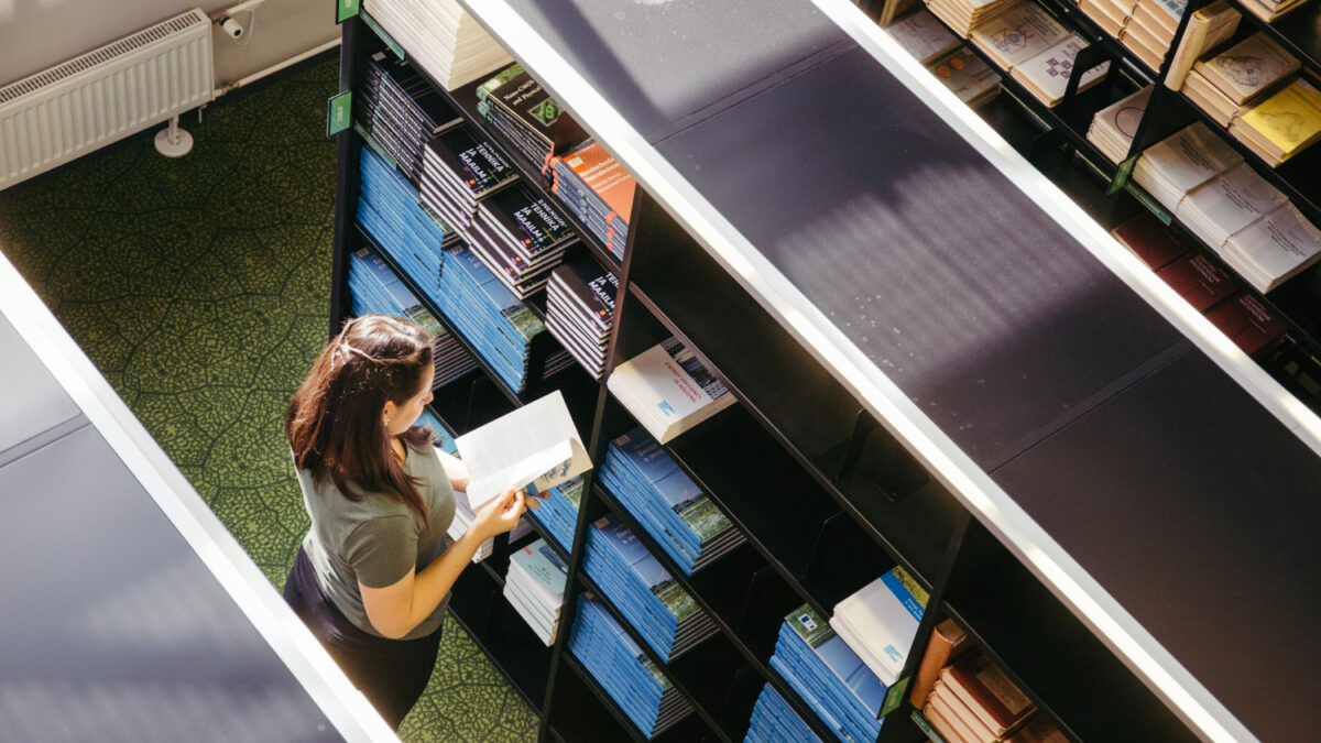 Top Features in Filing Racks for Office Use What to Look For