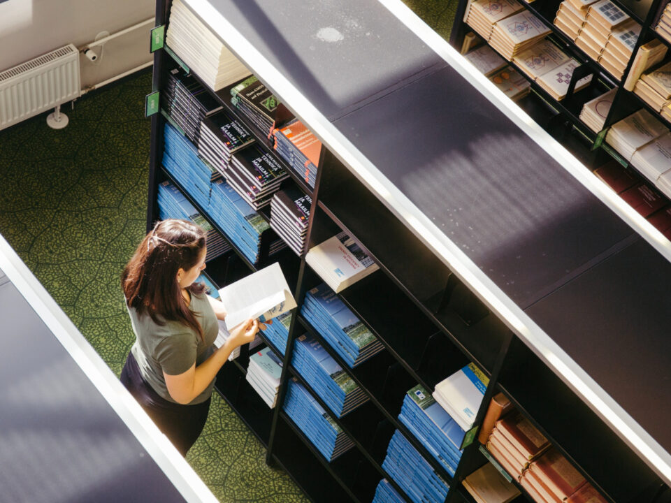 Top Features in Filing Racks for Office Use What to Look For