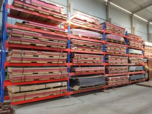 Storage Solution With Pallet Racks